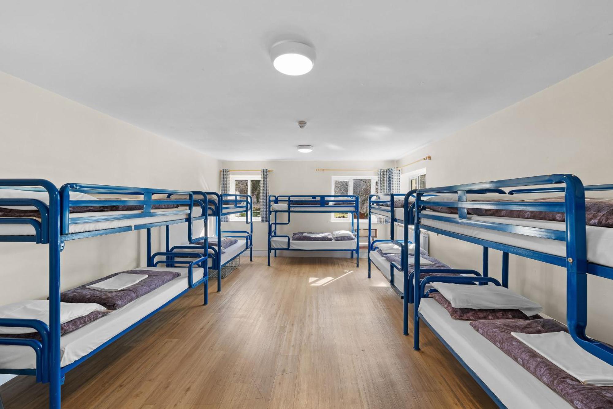Glendalough International Youth Hostel Лараг Екстериор снимка
