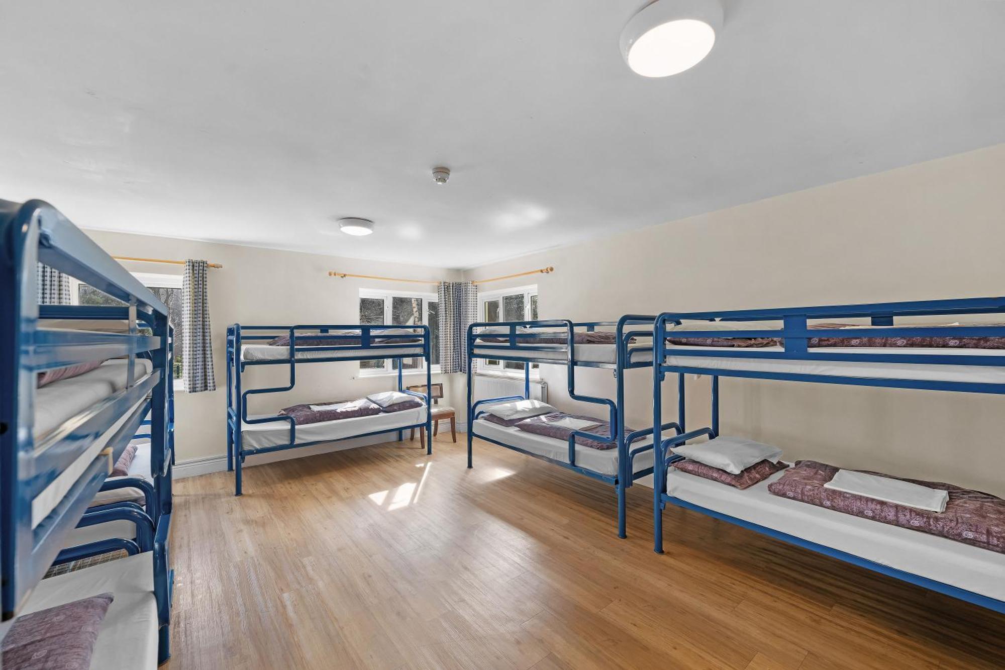 Glendalough International Youth Hostel Лараг Екстериор снимка